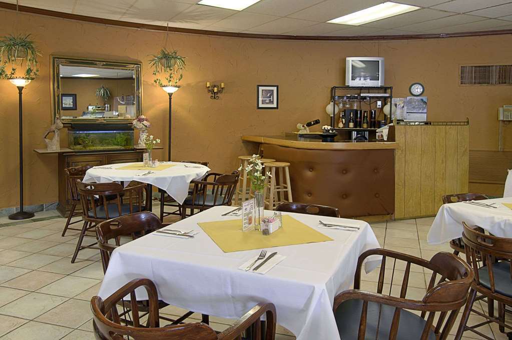 Travelodge Monaco Beach Resort Sunny Isles Beach Restaurant photo
